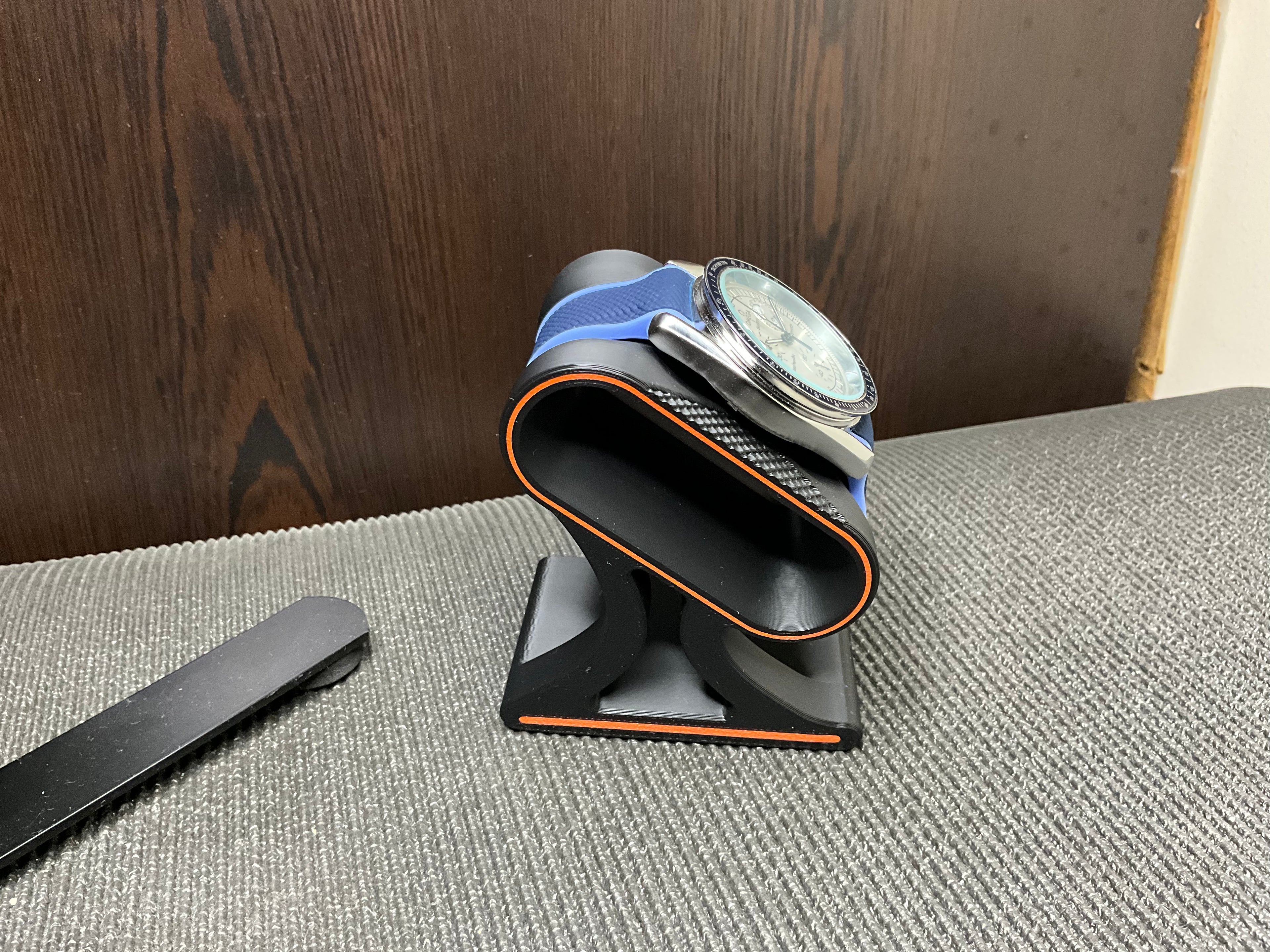 Omega x Swatch Moonswatch Snoopy – Metal Case Mod