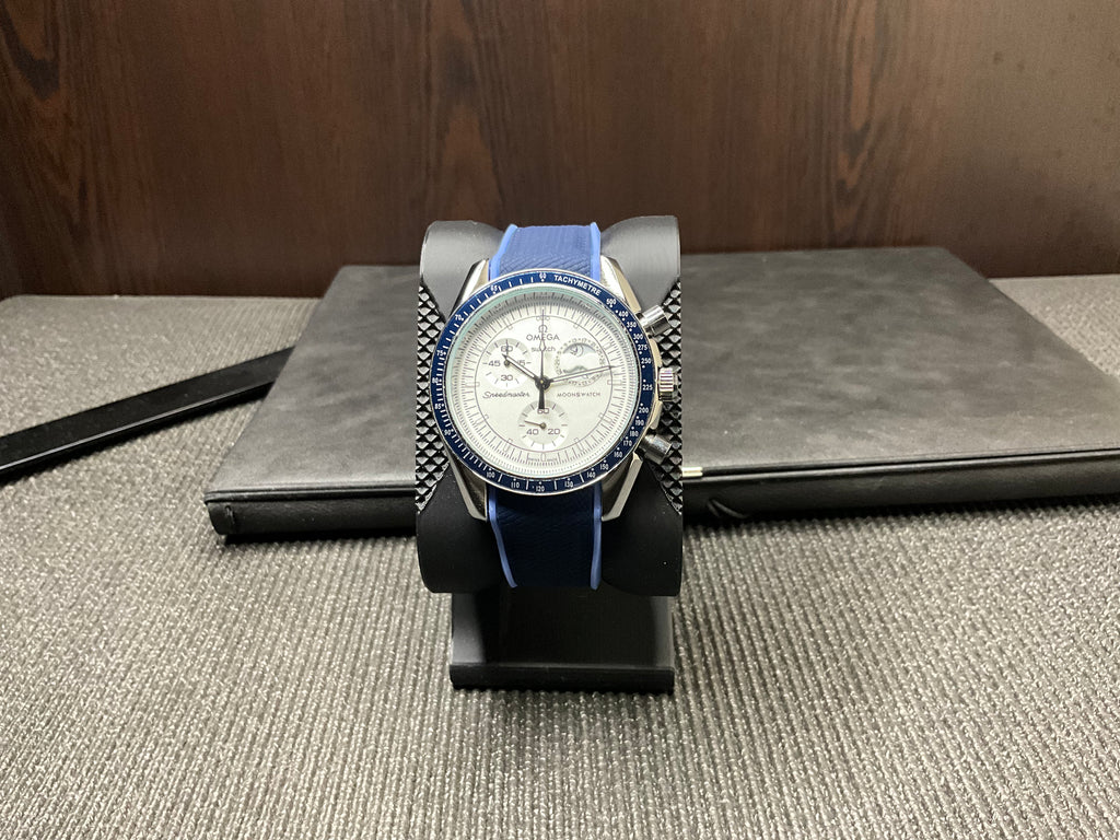 Omega x Swatch Moonswatch Snoopy – Metal Case Mod