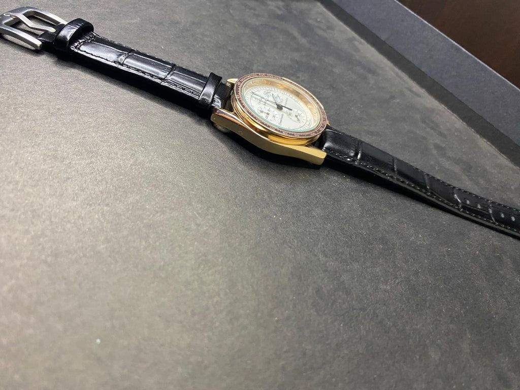 Omega x Swatch Moonswatch Snoopy – Metal Case Mod